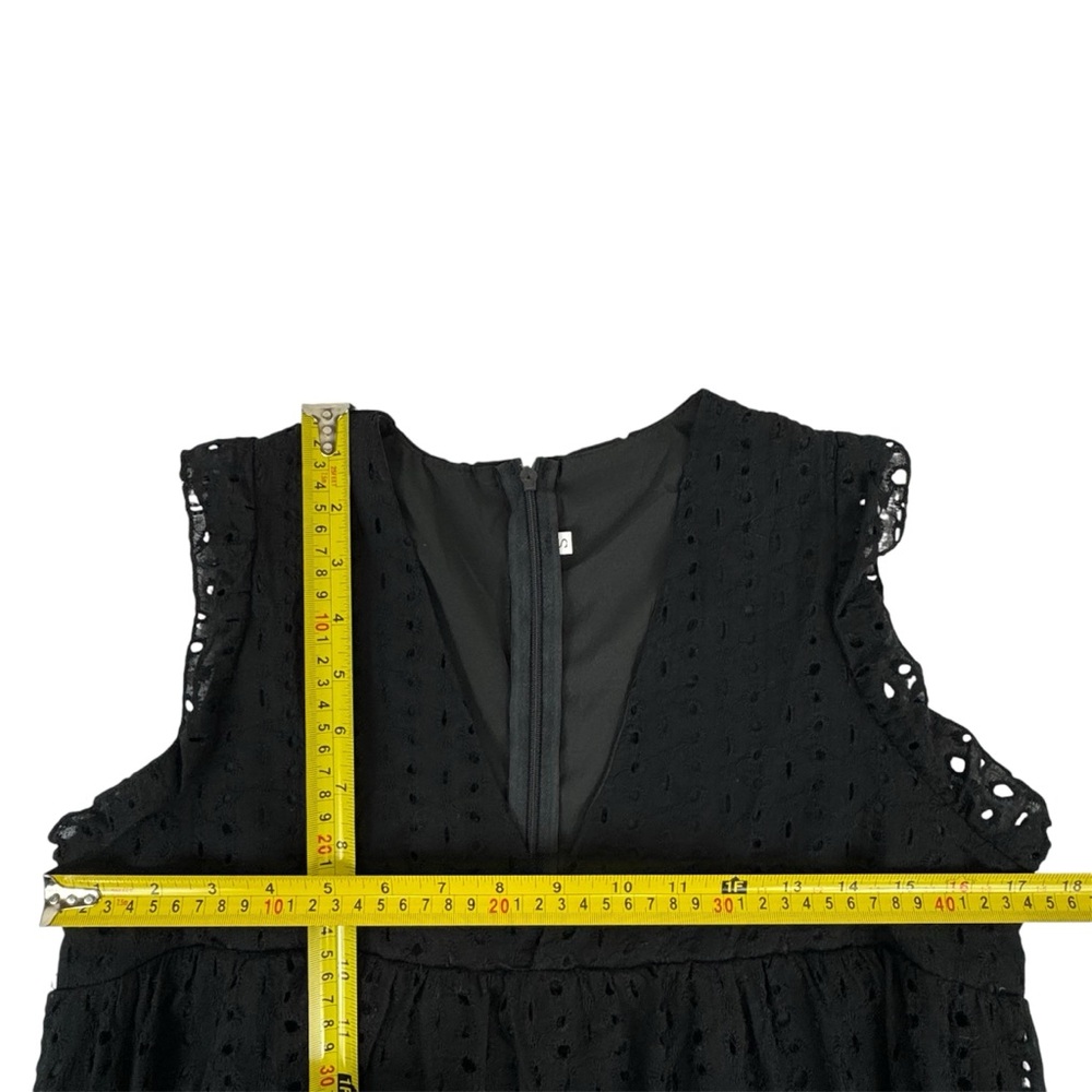 New black eyelet v-neck dress romper with shorts underneath size Small - Picture 13 of 16